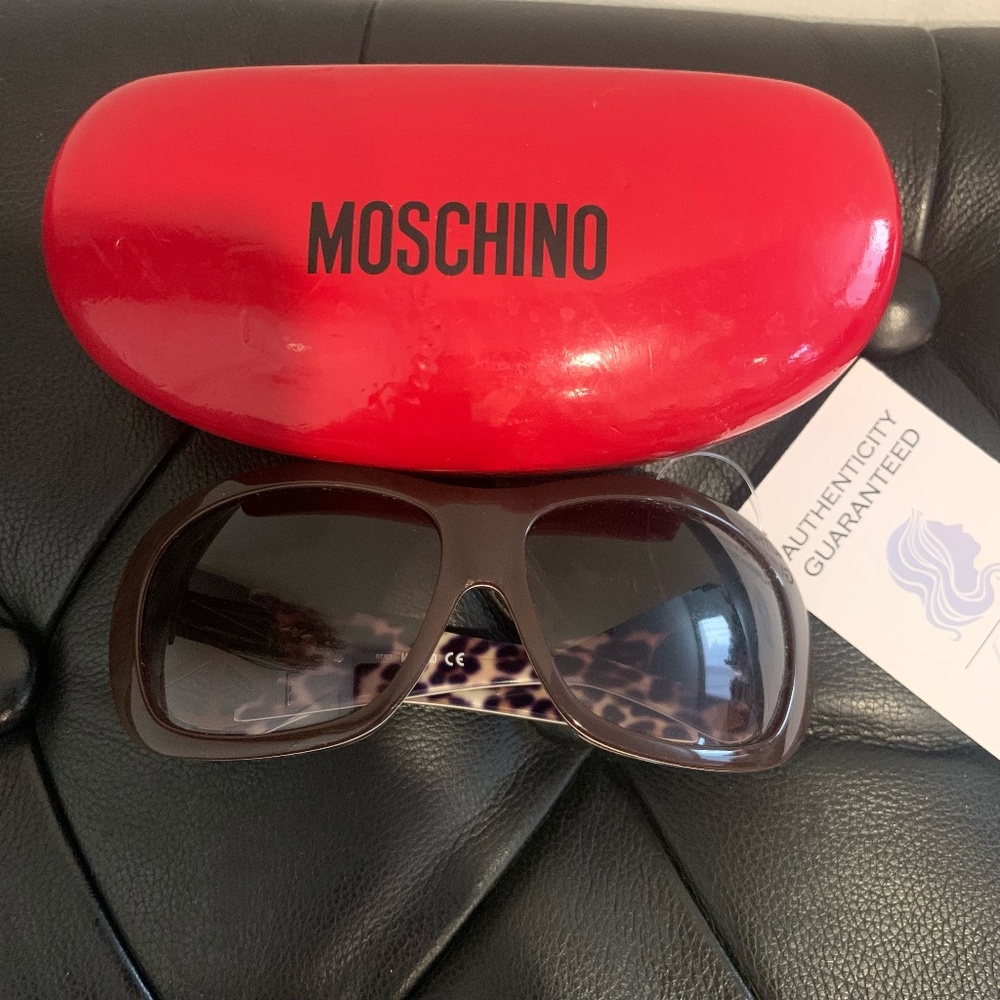 Auth Moschino Women's Sunglasses with Signature Red Case